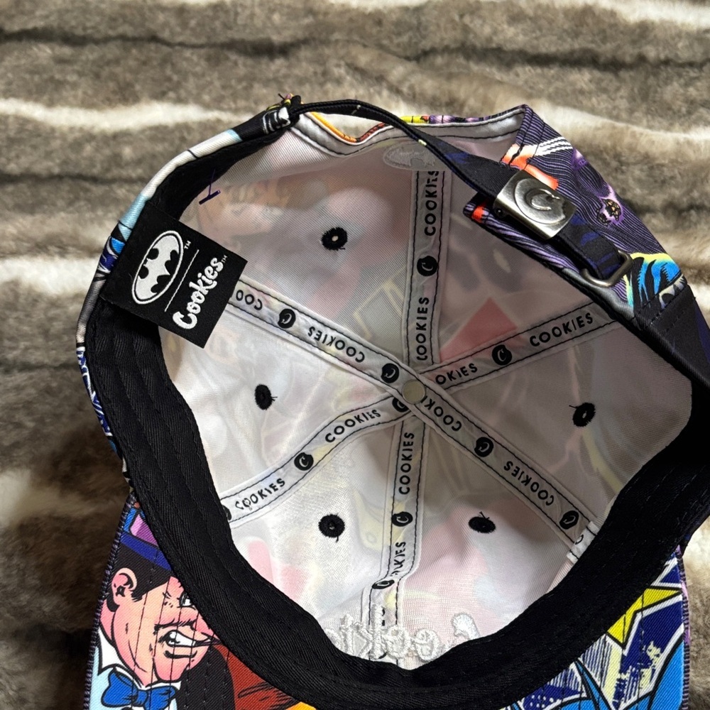 Colorful Graphic Cap - Picture 4 of 8